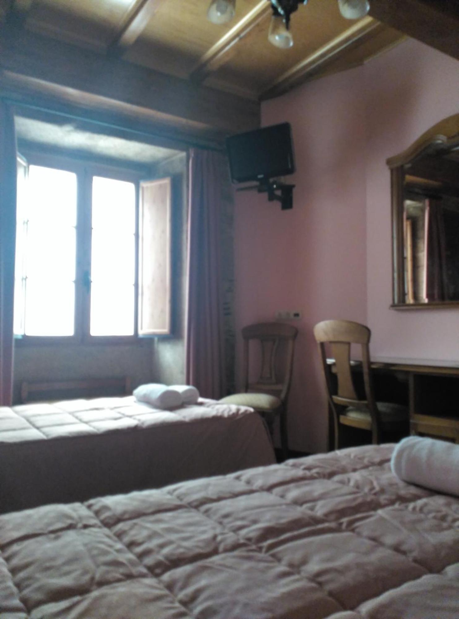 Pico Sacro II Hotel Santiago De Compostela Zimmer foto